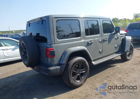 2020 Jeep Wrangler Unlimited Sahara Altitude 4X4 from USA, damaged, VIN 1C4HJXEM0LW323308